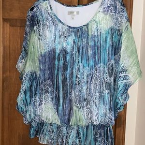 Butterfly Peekaboo Sleeve Blouse